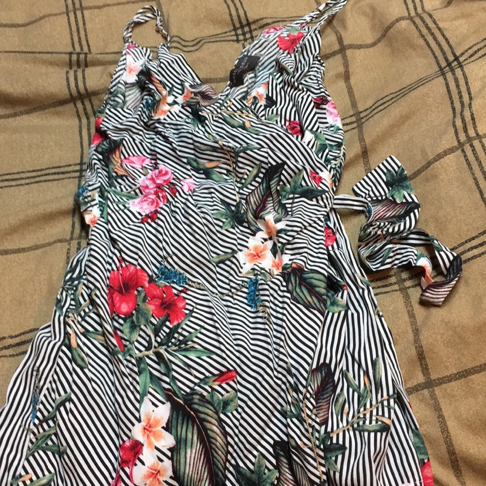 Dress forum floral romper